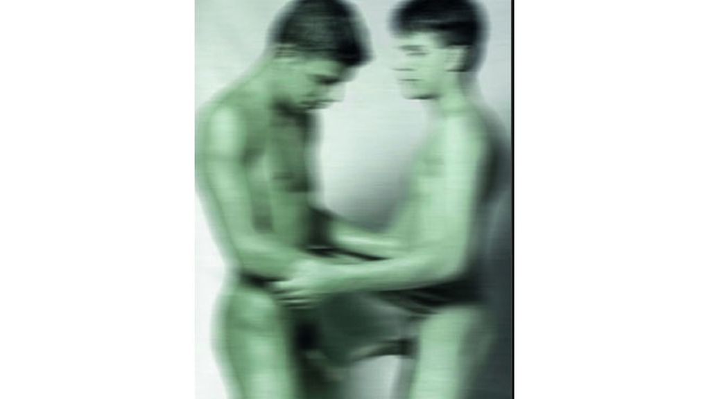 Los hombres desnudos causan escándalo