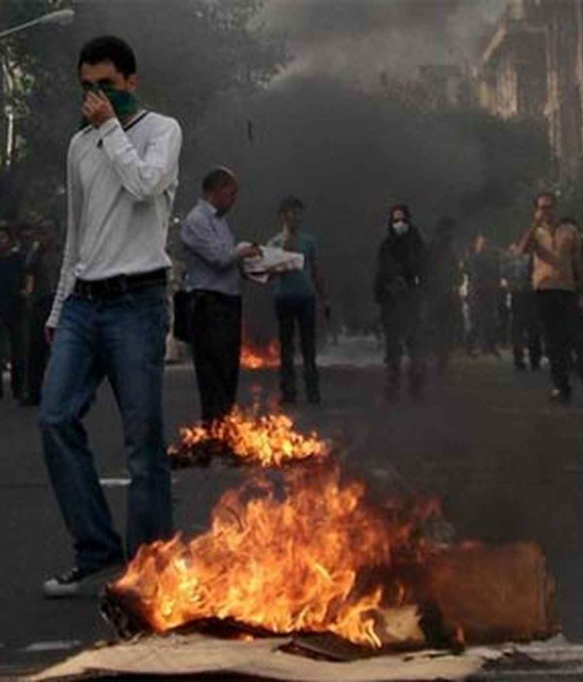 Las protestas en Irán se suceden desde la publicación de los resultados electorales. Foto: EFE.