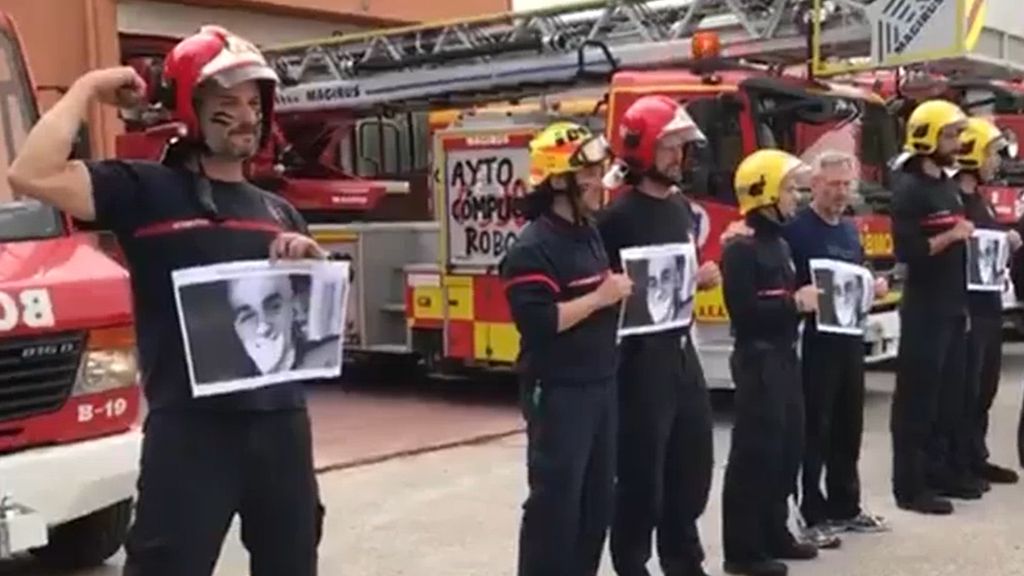 "Va por ti, Pablo", el homenaje de los bomberos de Málaga a Pablo Ráez