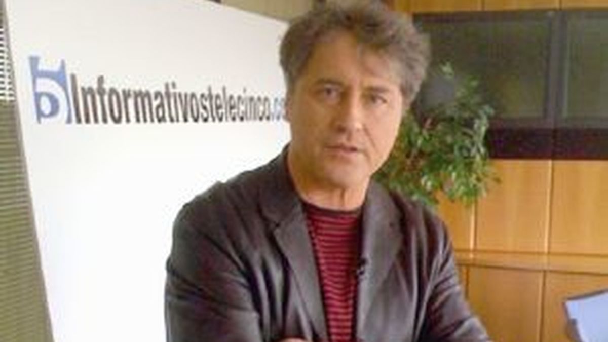 Manuel Rivas ha visitado Informativos Telecinco. Vídeo: Informativos Telecinco