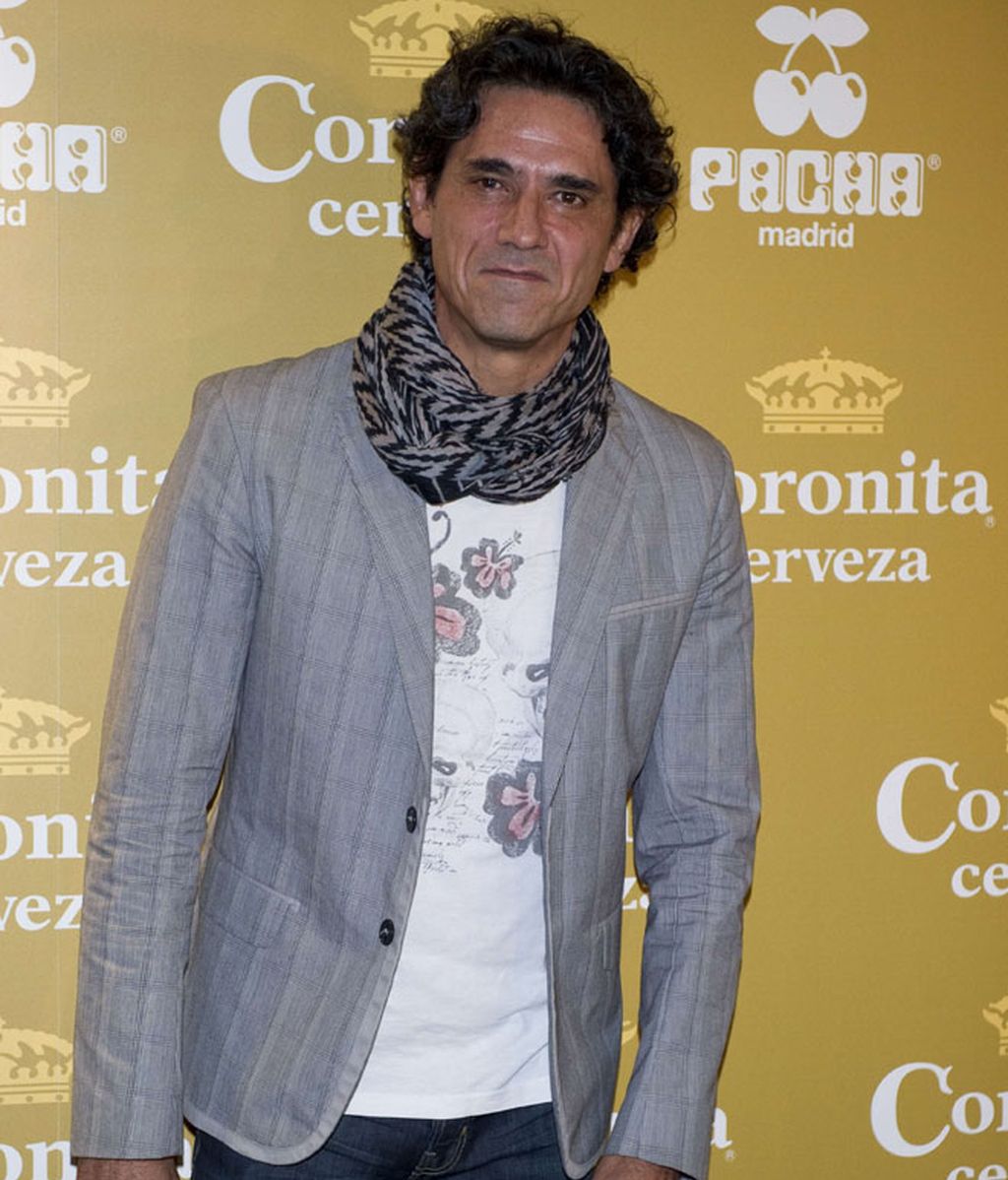 Fonsi Nieto vuelve a la noche tras su 'baja por paternidad'