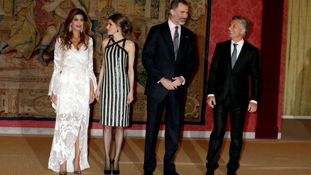 Carla Pereyra y el Cholo, en la despedida de Awada y Macri con la reina Letizia y Felipe VI