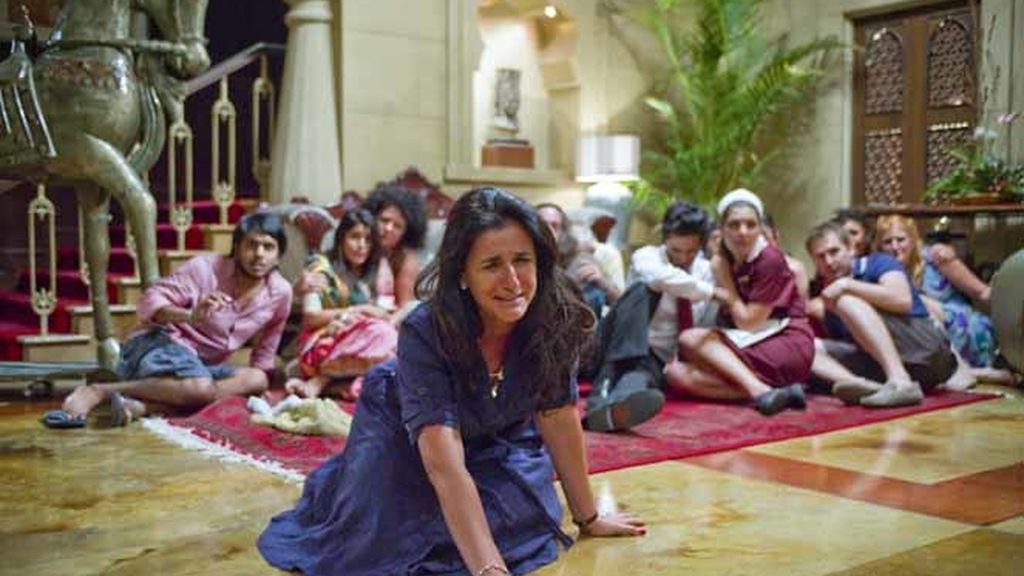 El capítulo 1x02 en imágenes