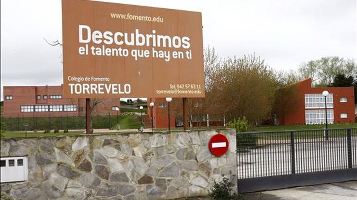 Vista de la entrada del colegio privado Torrevelo, del grupo Fomento de Centros de Enseñanaza, vinculado al Opus Dei. EFE
