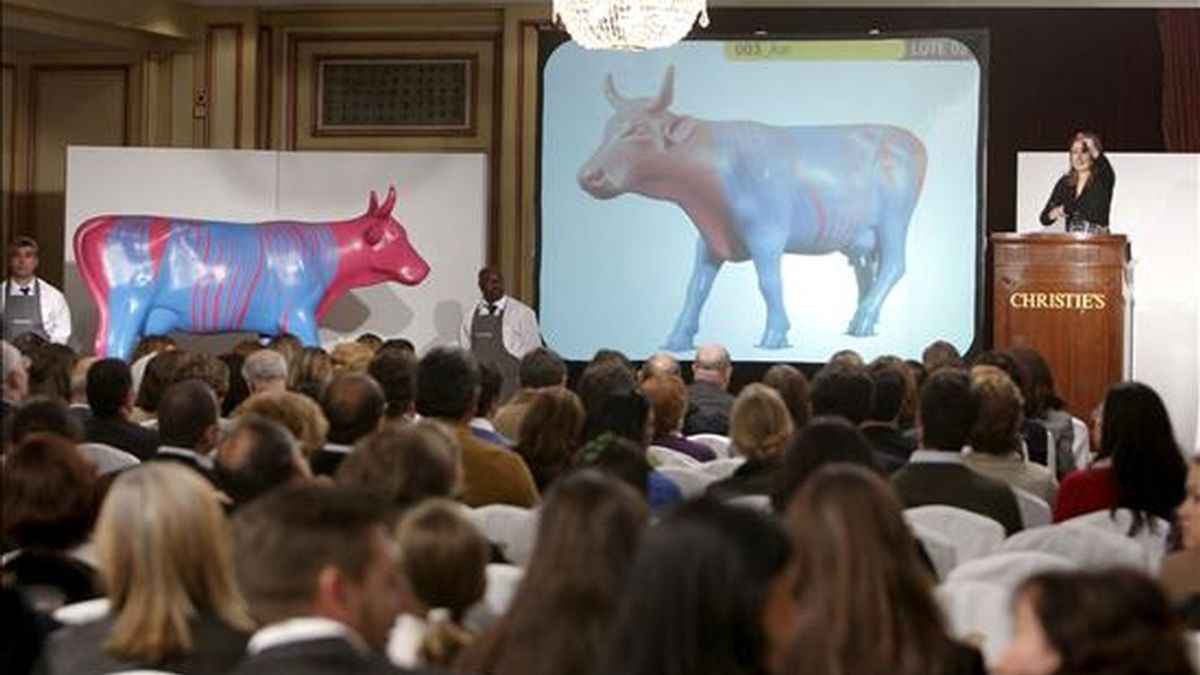 Las 60 vacas de la Cowparade se han subastado en una venta organizada por la casa de subastas Christie's en Madrid. Vídeo: Informativos Telecinco
