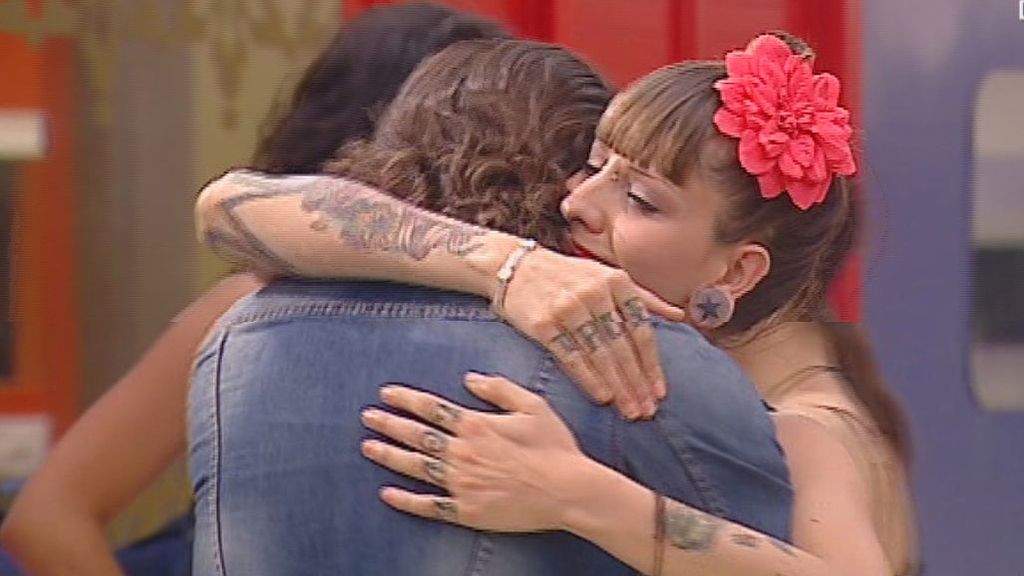 Ari se queda sin su mayor apoyo en la casa