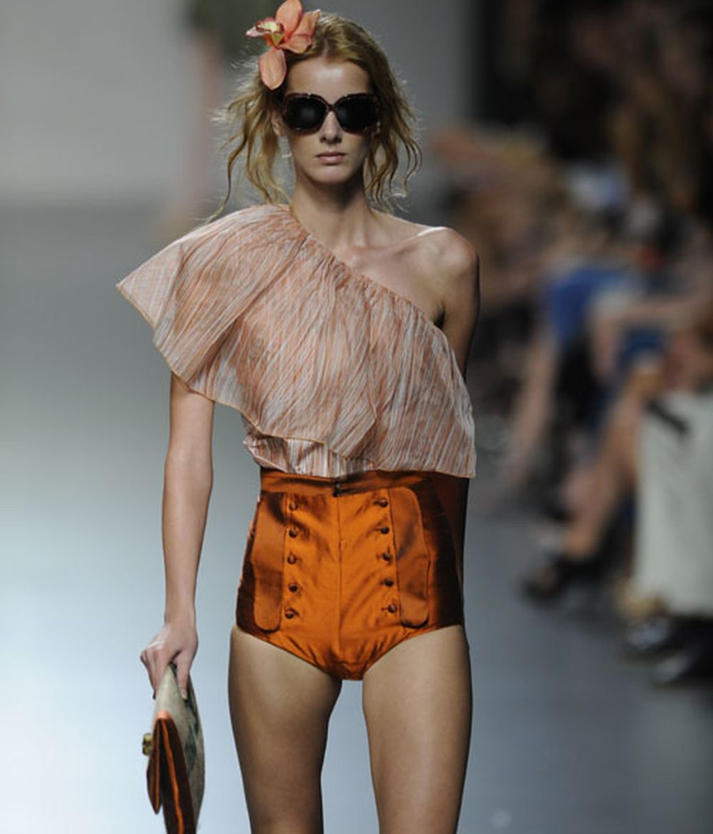 Ion Fiz trae sus tejidos del trópico