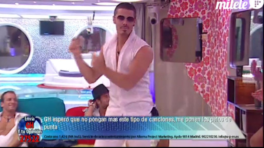 Los concursantes mandaron saludos a Noe durante la fiesta