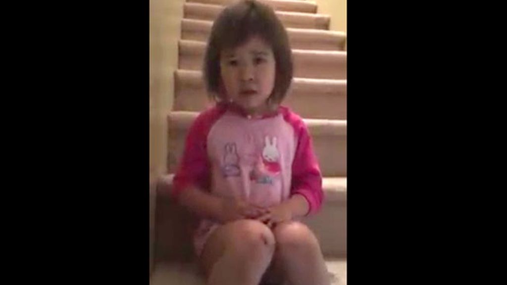 Una niña de seis años pide en un vídeo a sus padres divorciados que sean amigos