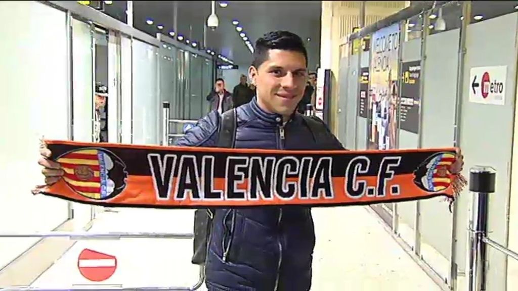 Enzo Pérez: “Estoy contento y agradecido por la bienvenida”