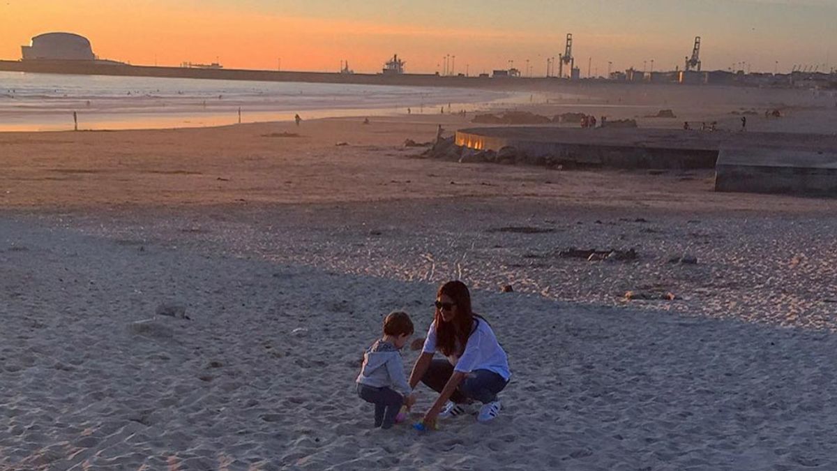 Iker Casillas presume en las redes de día de playa con Sara Carbonero y su hijo Martín