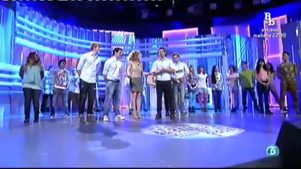 Los chicos de 'Dreamland' presentan su primer tema musical, 'Everybody dance'