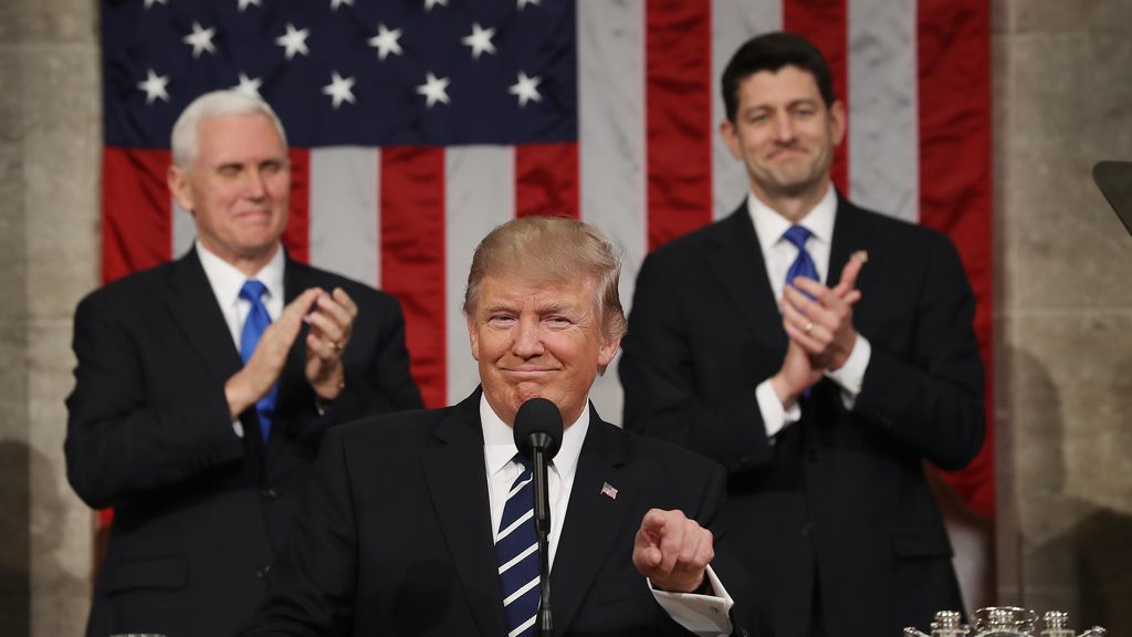 La faceta más presidencial de Trump, en su primer discurso en el Congreso