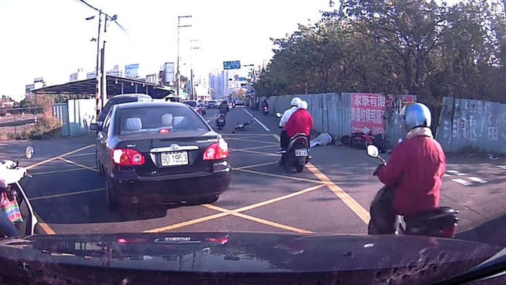 Un accidente de moto causa indignación en China por la pasividad de los testigos