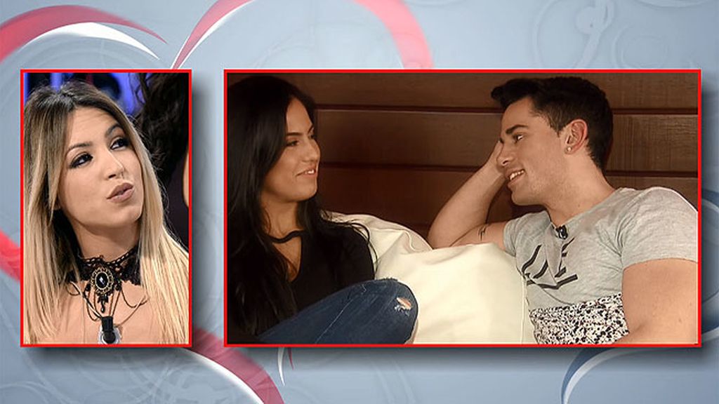 Cita con besos a escondidas