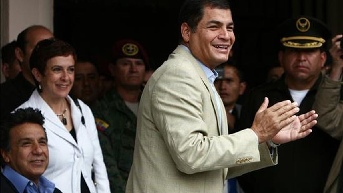 "El ordenador contienen correspondencia que detalla una cómoda relación (de las FARC) no solo con el presidente de Venezuela, Hugo Chávez, sino también con el presidente de Ecuador, Rafael Correa", asegura un diario. EFE/Archivo