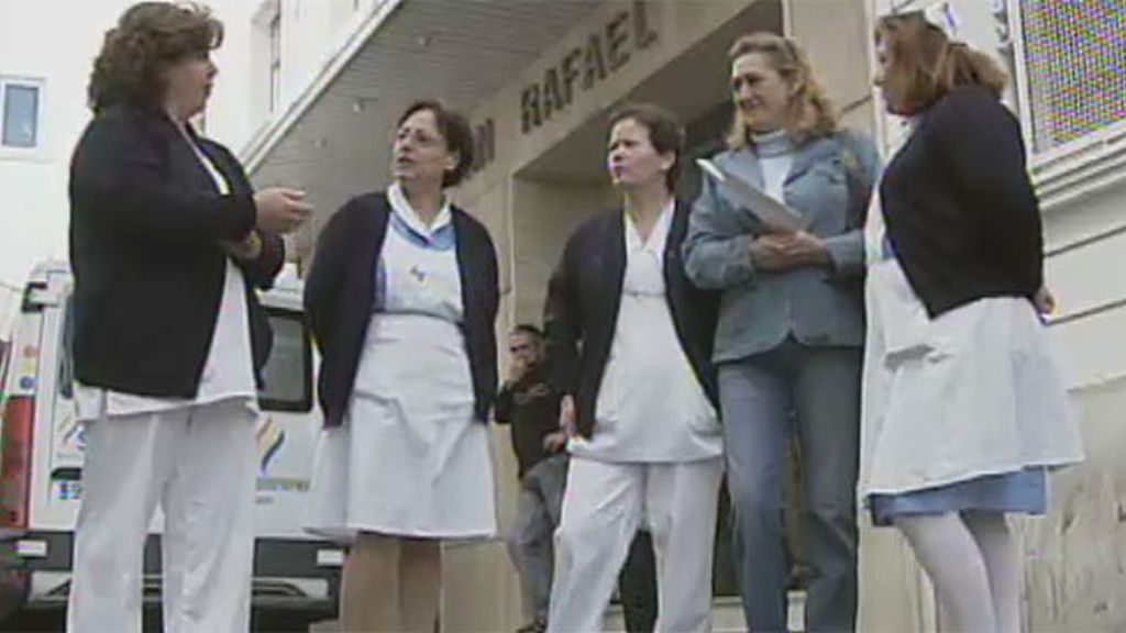 Enfermeras con falda y jugadoras en bikini, los uniformes discriminatorios a la española