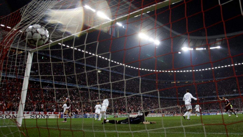 Diez años del gol de Makaay al Madrid, el más rápido en la historia de la Champions