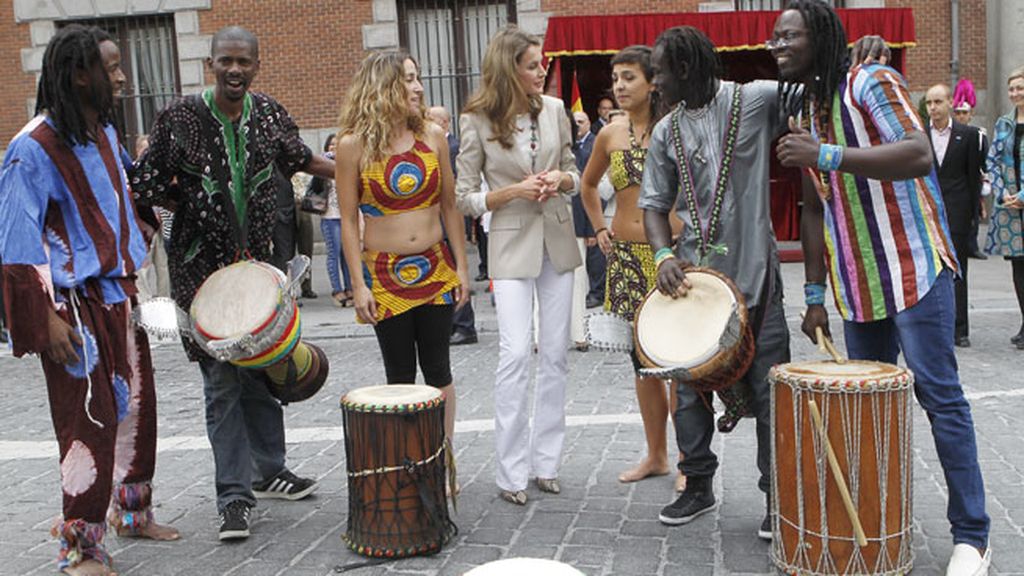 ¡Letizia, a ritmo de batucada!