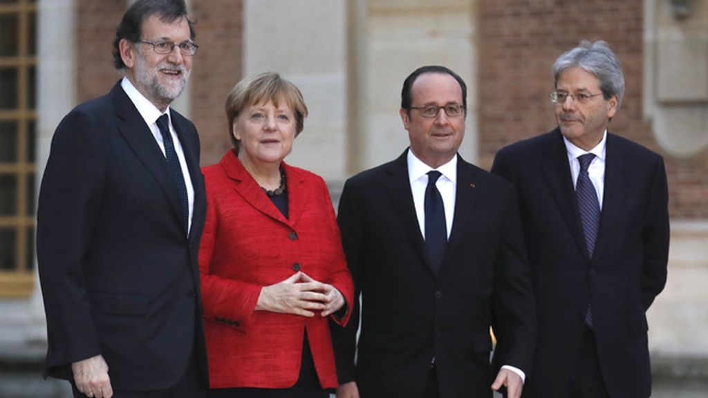 Rajoy, en Versalles para asistir a la cumbre de los 4 países más poblados de la UE