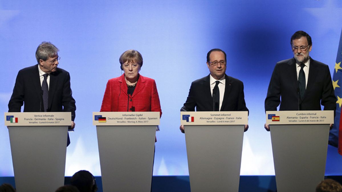 Merkel y Hollande piden "aceptar" que algunos países puedan avanzar "más rápido"