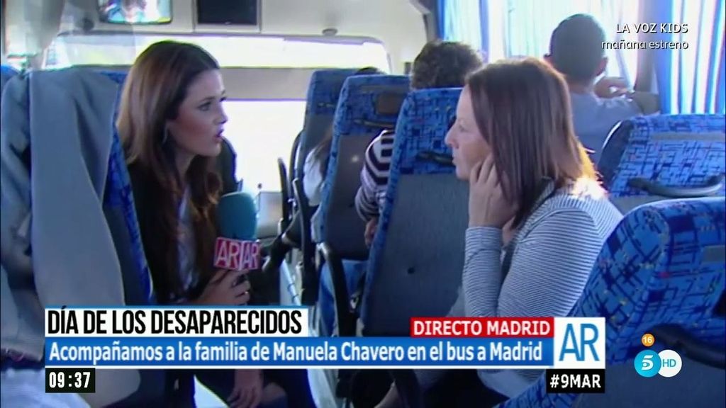 ‘AR’ acompaña a Emilia Chavero en el bus hacia la manifestación por los desaparecidos