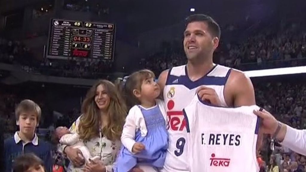 ¡Felipe Reyes hace historia en el baloncesto! Se convierte en el máximo reboteador de la ACB
