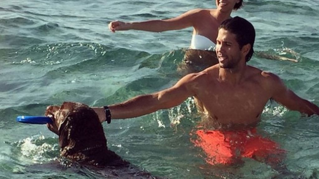 'Fotoenvidia' del día: Fernando Verdasco, Ana Boyer, 'Jack' y su bañito en Miami