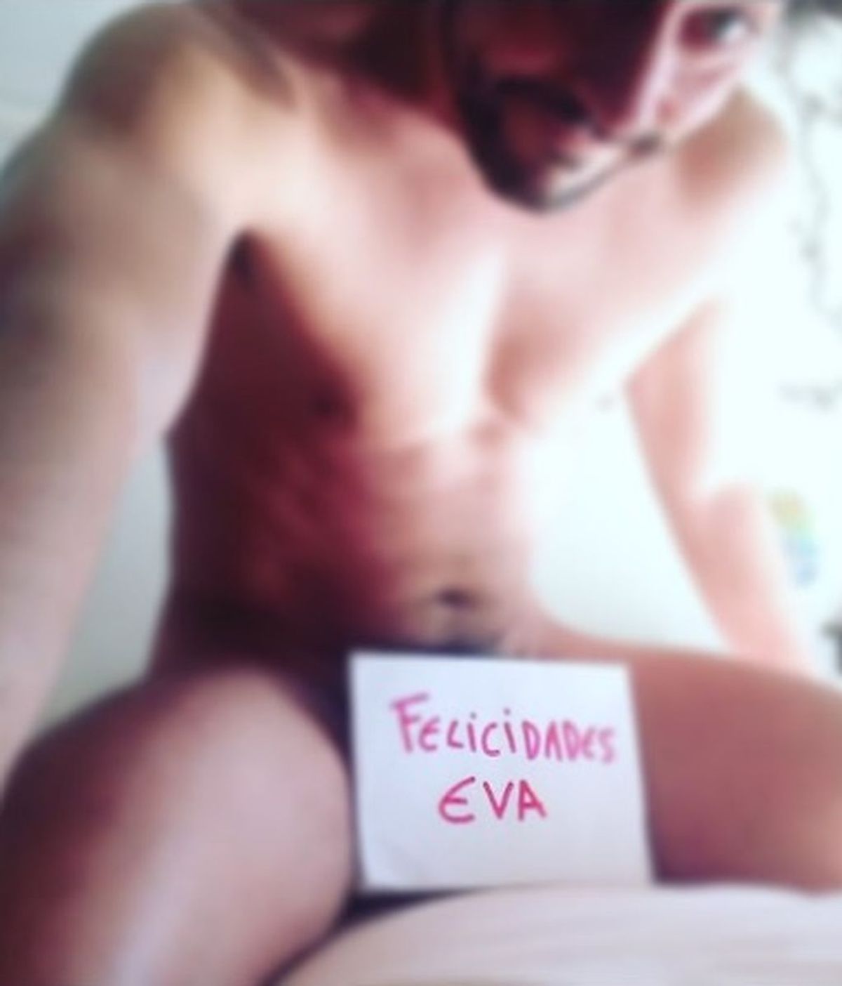 ¡Paco León se vuelve a desnudar en Twitter!