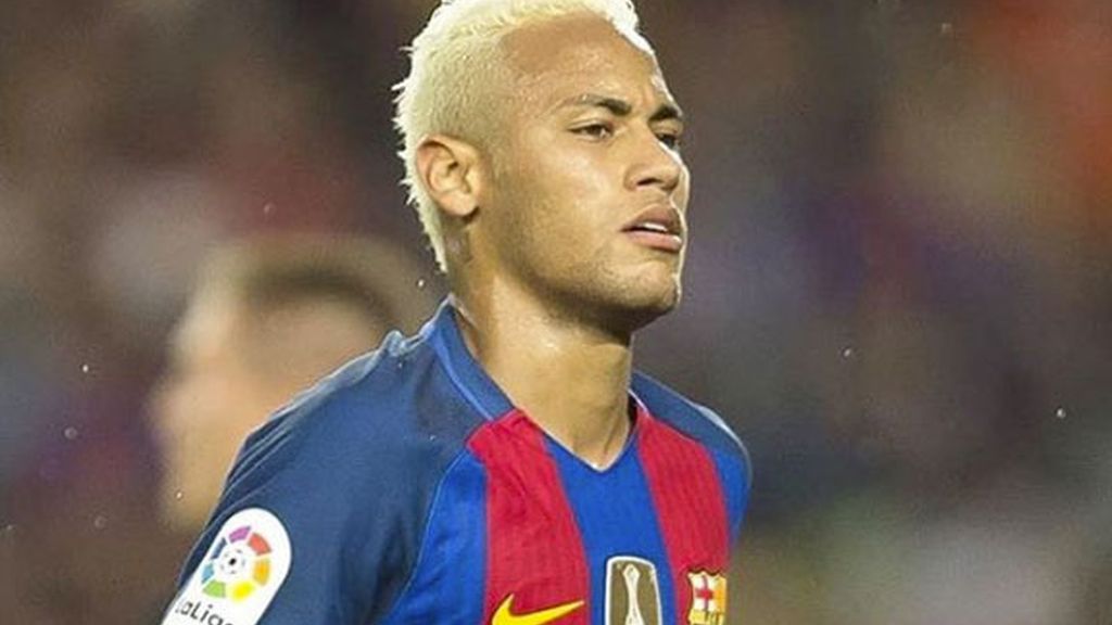Padres a flor de piel: Ramos, Torres Neymar... 19 futbolistas con tatuajes de sus hijos
