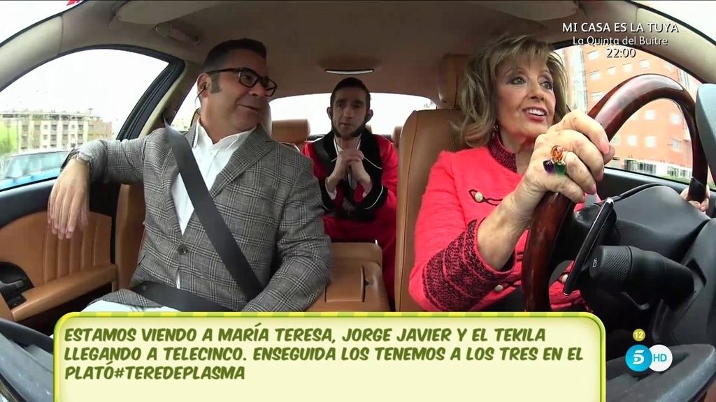 Debate sobre ruedas: Teresa Campos conduce hasta Telecinco con J.J. y ‘El Tekila’