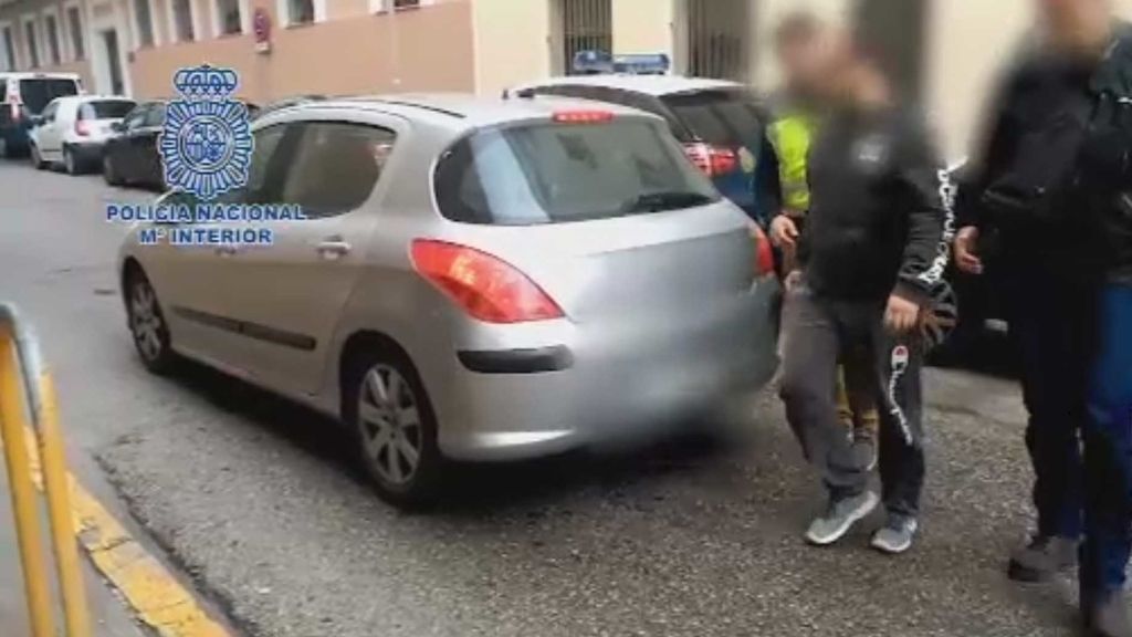 Detenido en Cádiz un hombre que acosó a cientos de niños en Internet