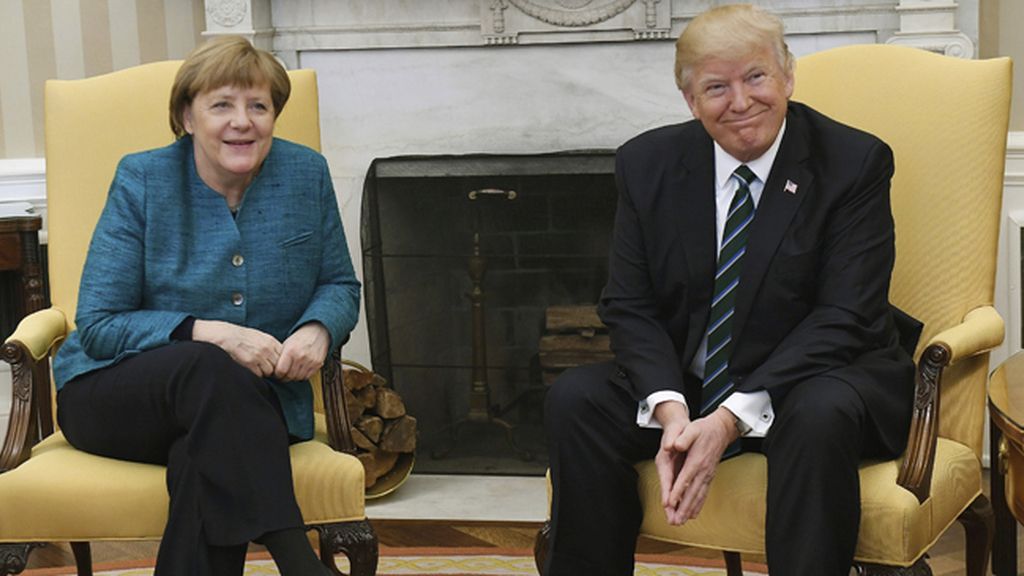Tensión en la reunión de Merkel y Trump