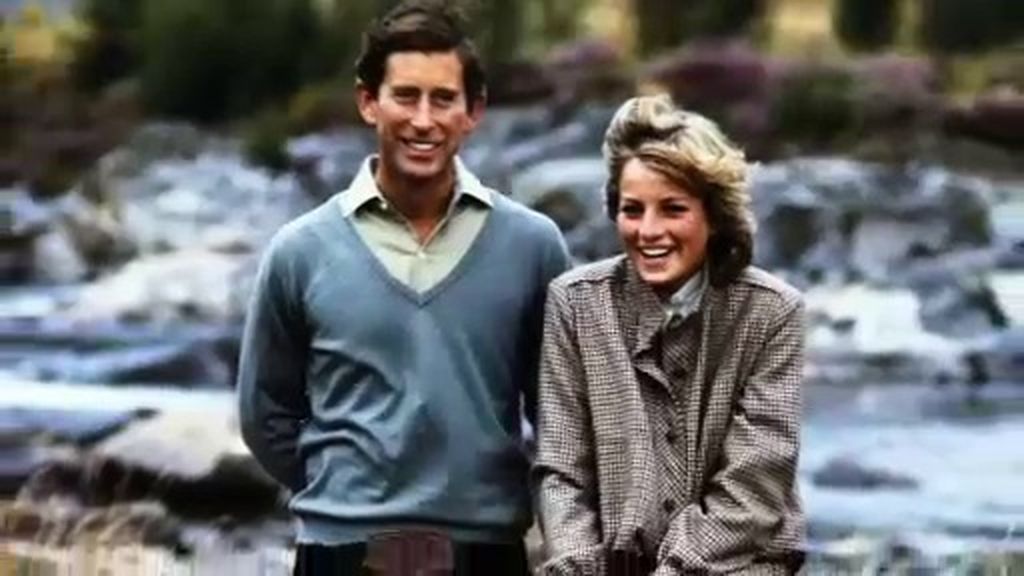 Lady Di y el Príncipe Carlos medían casi igual: ¿por qué ella es más baja en las fotos?