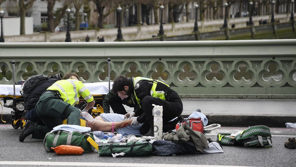 Pánico en las inmediaciones del Parlamento de Westminster, Londres