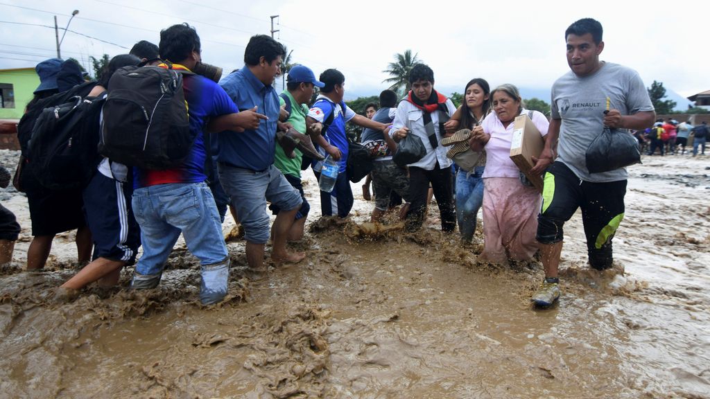 Inundaciones en Perú: 60 muertos, 60.000 daminificados y miles de hogares arrasados