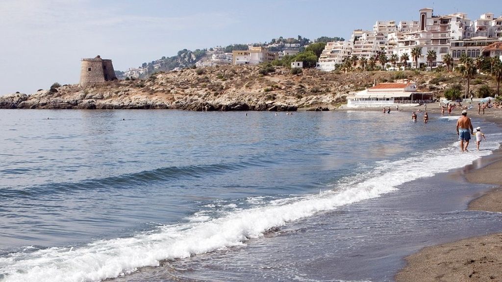 Playa del Pozuelo, Granada