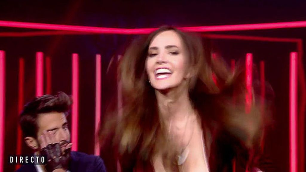 Aylén se deja llevar por la efusión y lo enseña todo