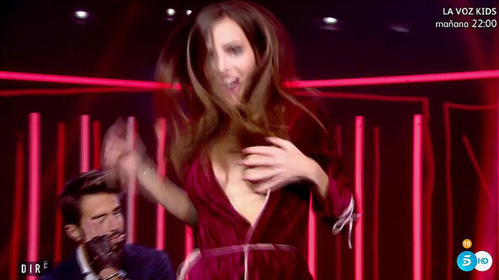 Aylén se deja llevar por la efusión y lo enseña todo