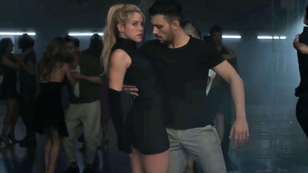 Shakira Bachata