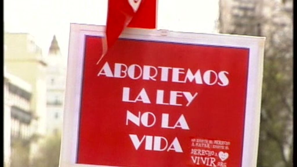 El Gobierno aprueba la polémica ley del aborto