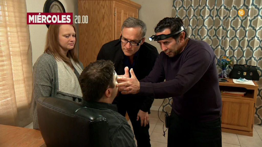 Los doctores Dubrow y Nassif recorren Estados Unidos en busca de ‘Chapuzas congénitas’