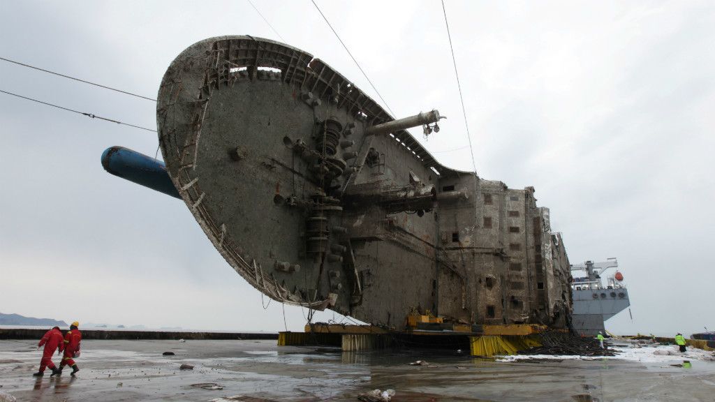 Ferry hundido, en Jindo (Corea del Sur)