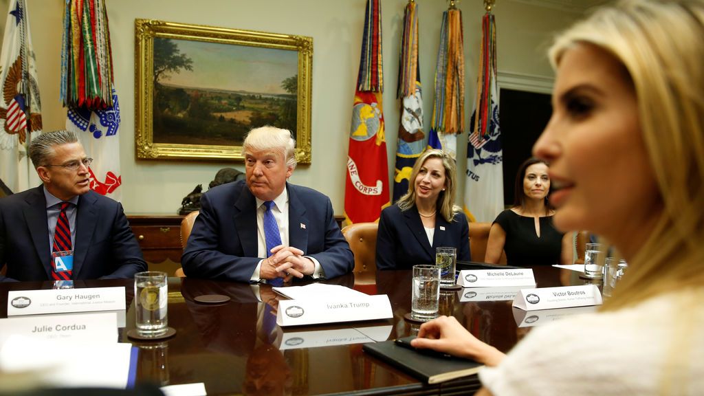Trump 'enchufa' a su hija Ivanka en la Casa Blanca