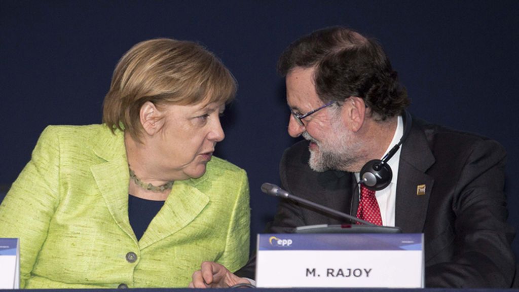 Rajoy habla del ‘brexit’ con Merkel... y con May