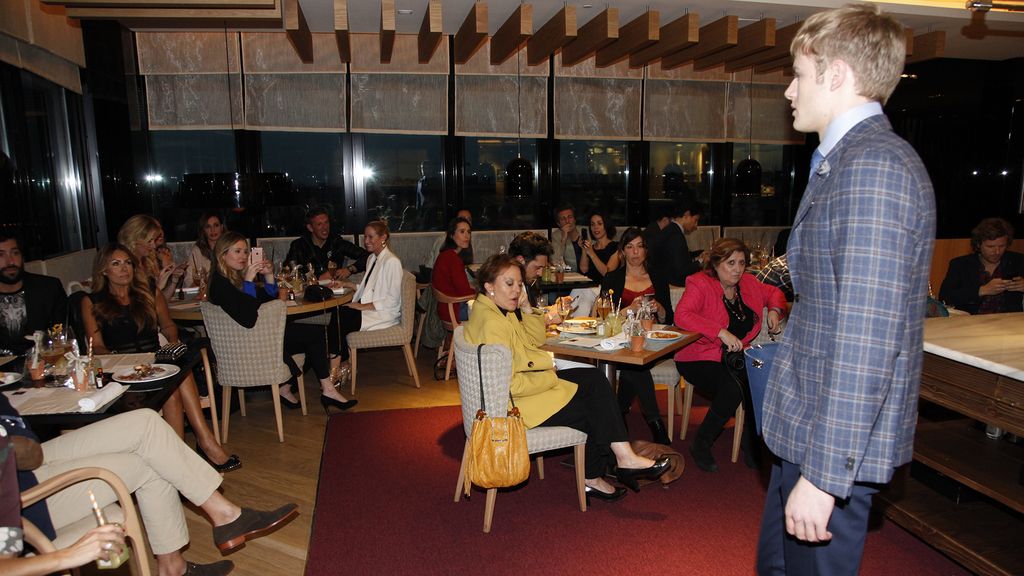El restaurante "Las Nubes" se llenó de caras conocidas
