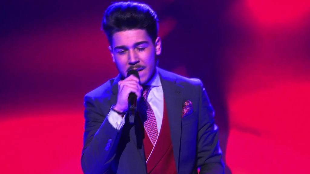 José Rey canta su canción ‘Uno y uno’ en ‘Sálvame’