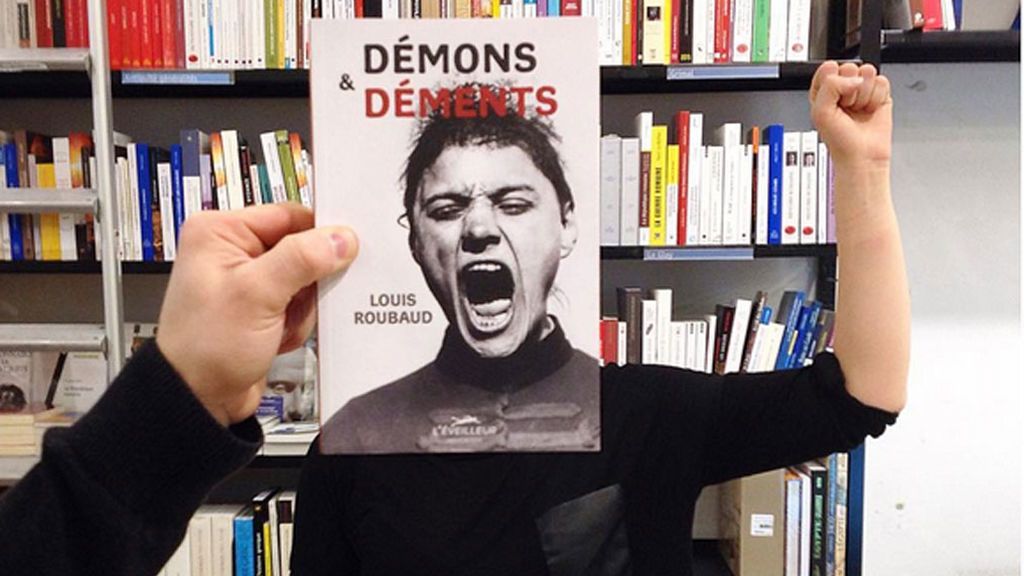 Clientes y portadas: original ‘bookface’ de una librería francesa