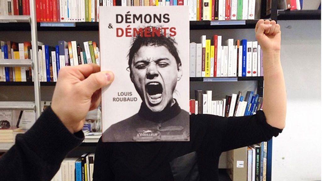 Clientes y portadas: original ‘bookface’ de una librería francesa