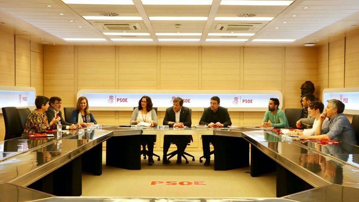 La Gestora del PSOE aprueba por unanimidad el calendario del 39 Congreso